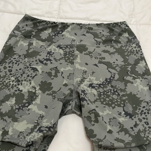 Maurices Leggings Camouflage Size X-LARGE - Picture 3 of 14